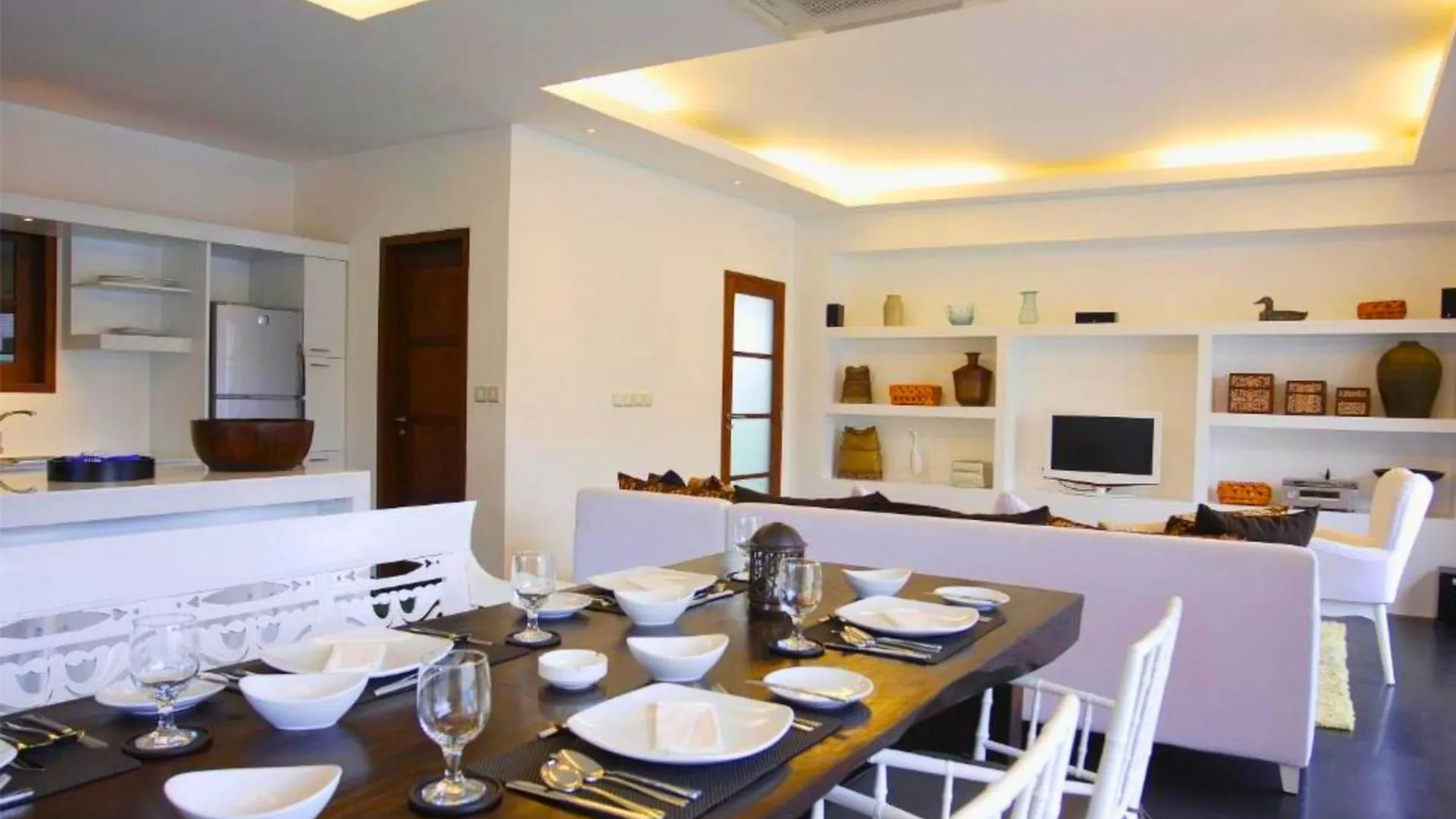 Cozy 2 Bedroom Private Pool Villa Zn104 Seminyak